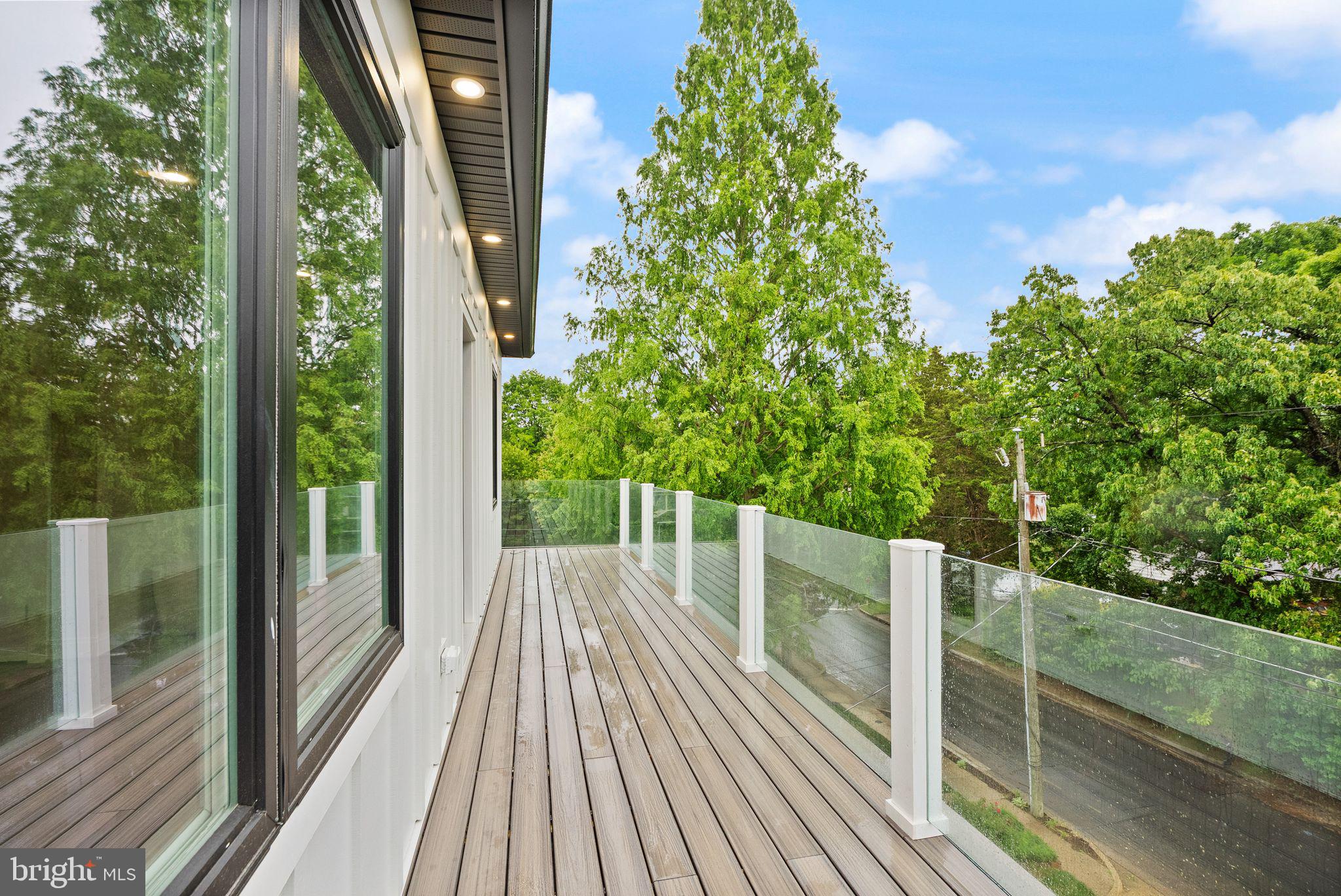 GLENCARLYN - Residential