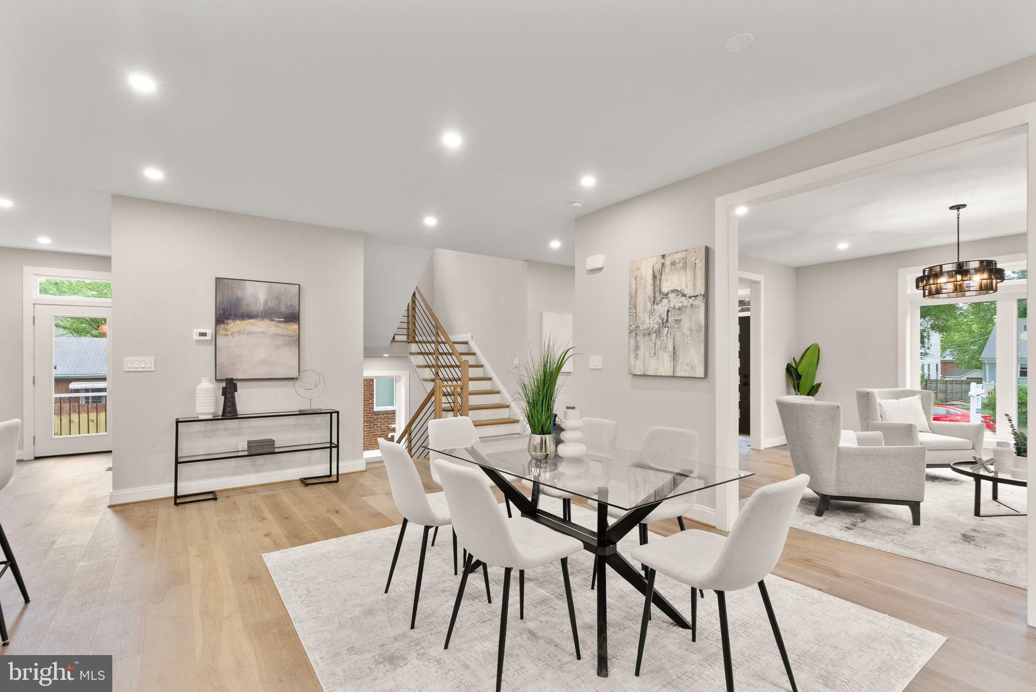 GLENCARLYN - Residential