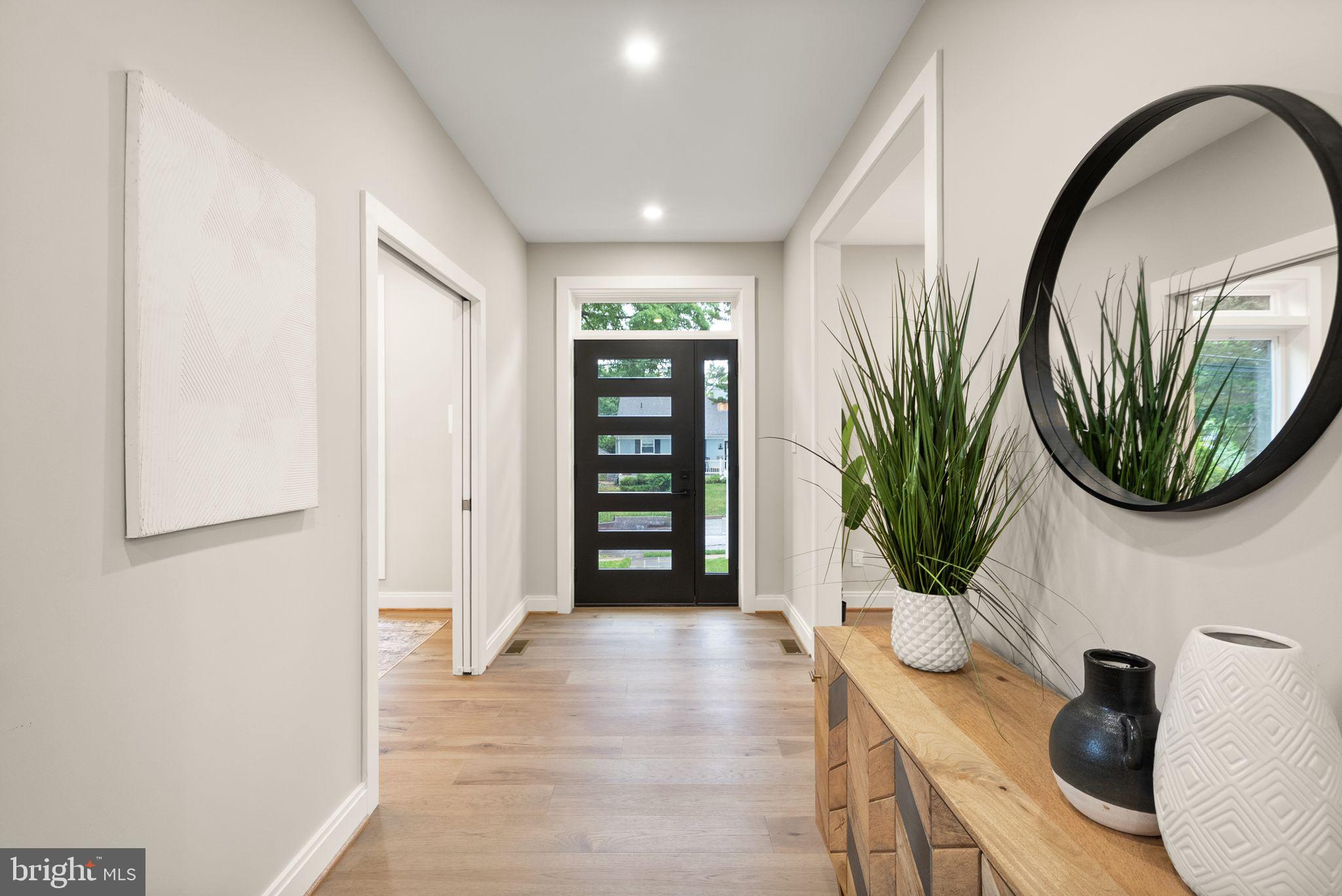 GLENCARLYN - Residential
