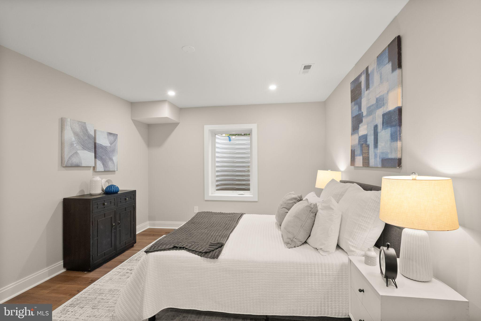 GLENCARLYN - Residential