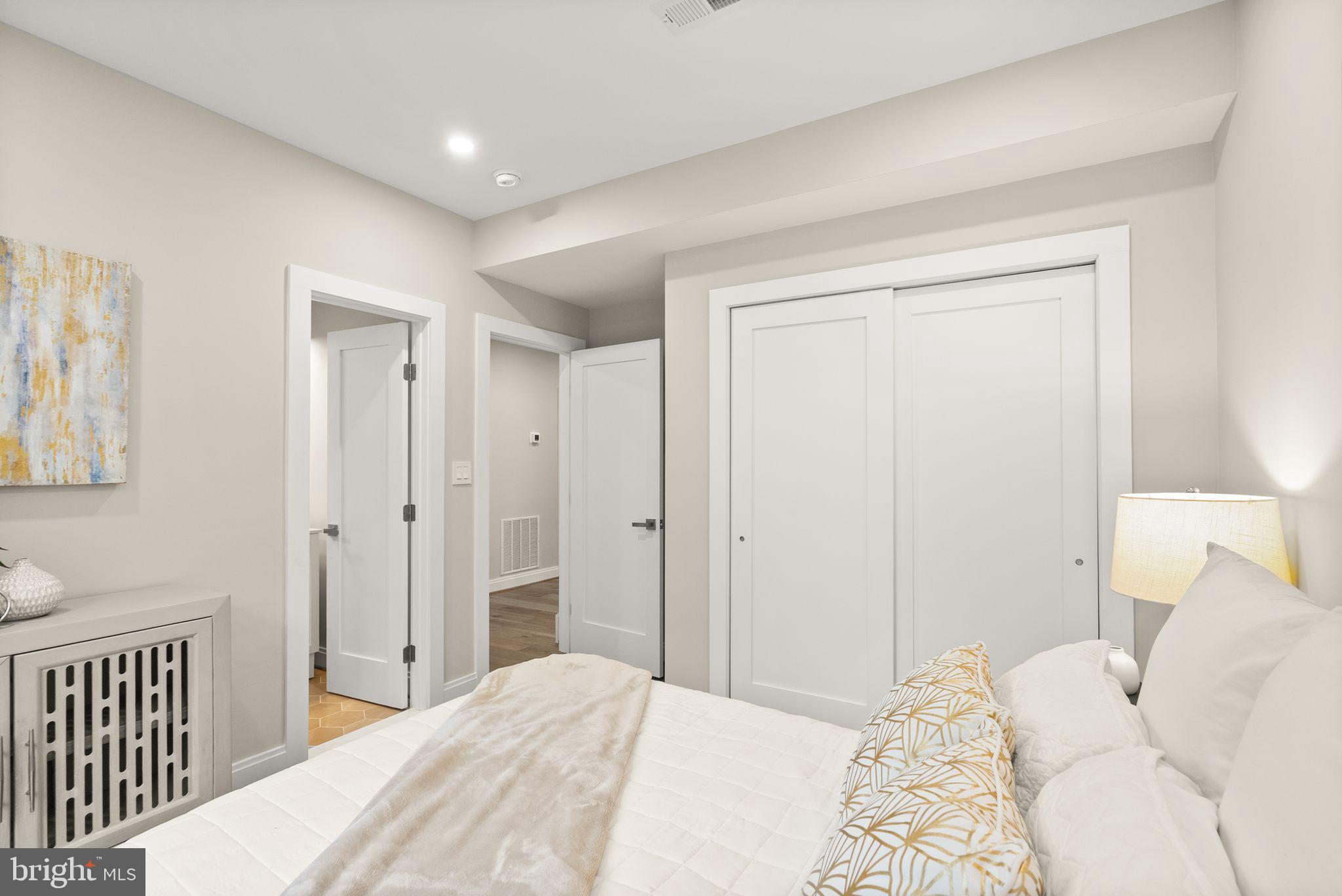 GLENCARLYN - Residential
