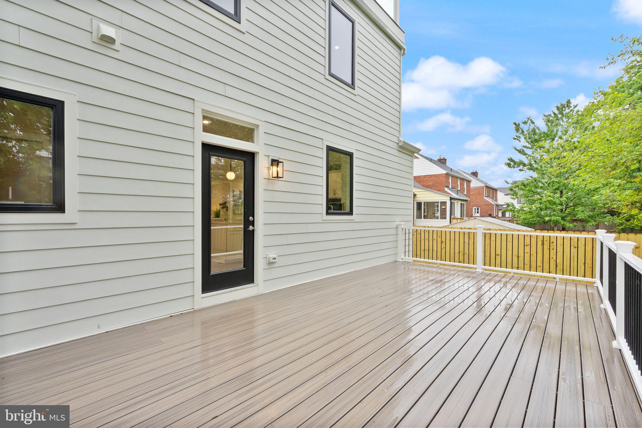 GLENCARLYN - Residential