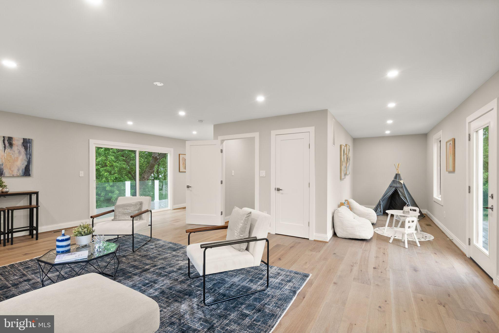 GLENCARLYN - Residential