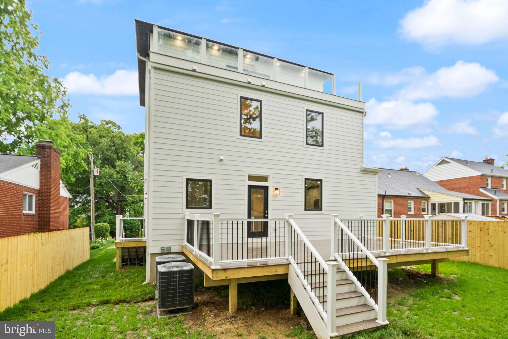 GLENCARLYN - Residential