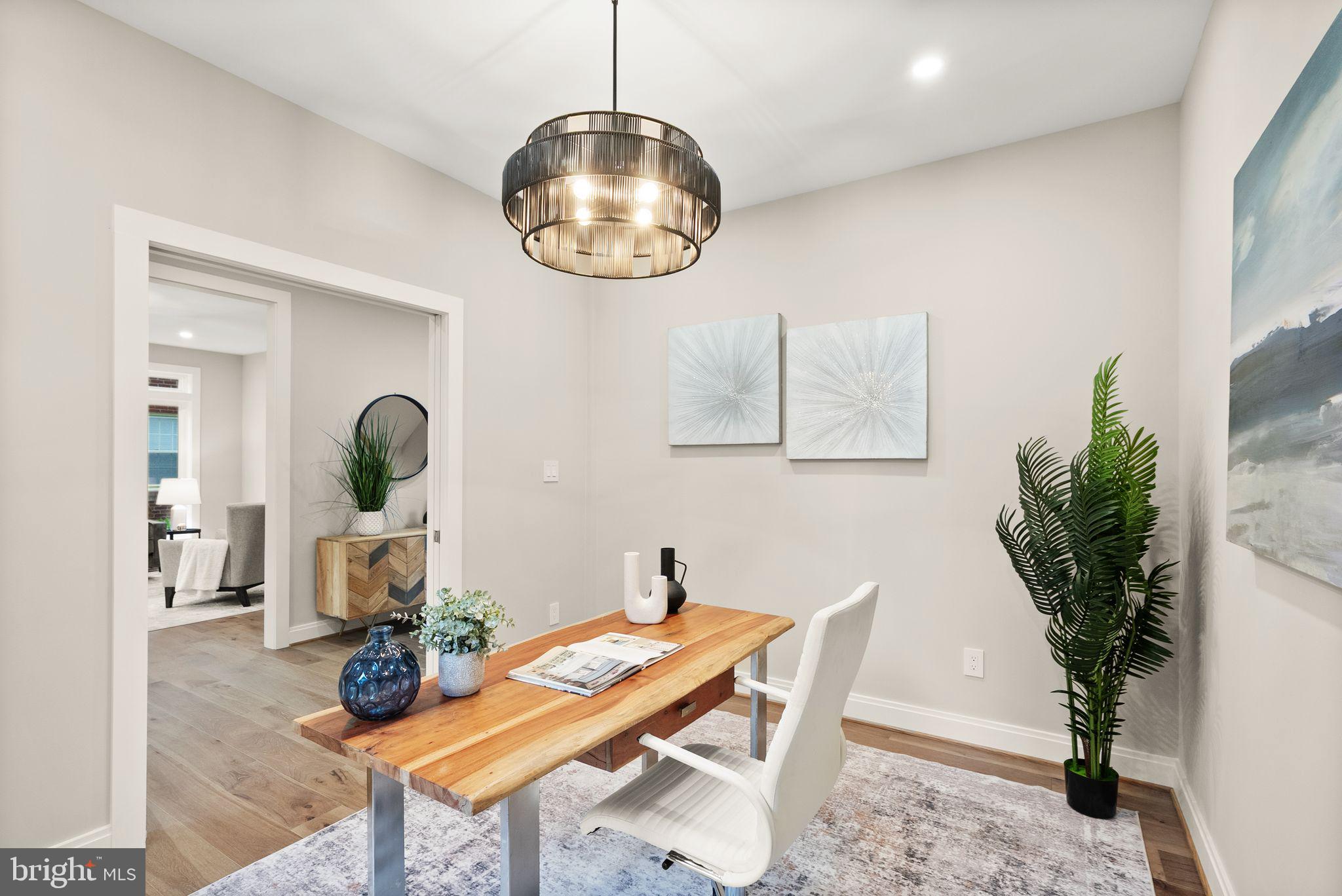 GLENCARLYN - Residential