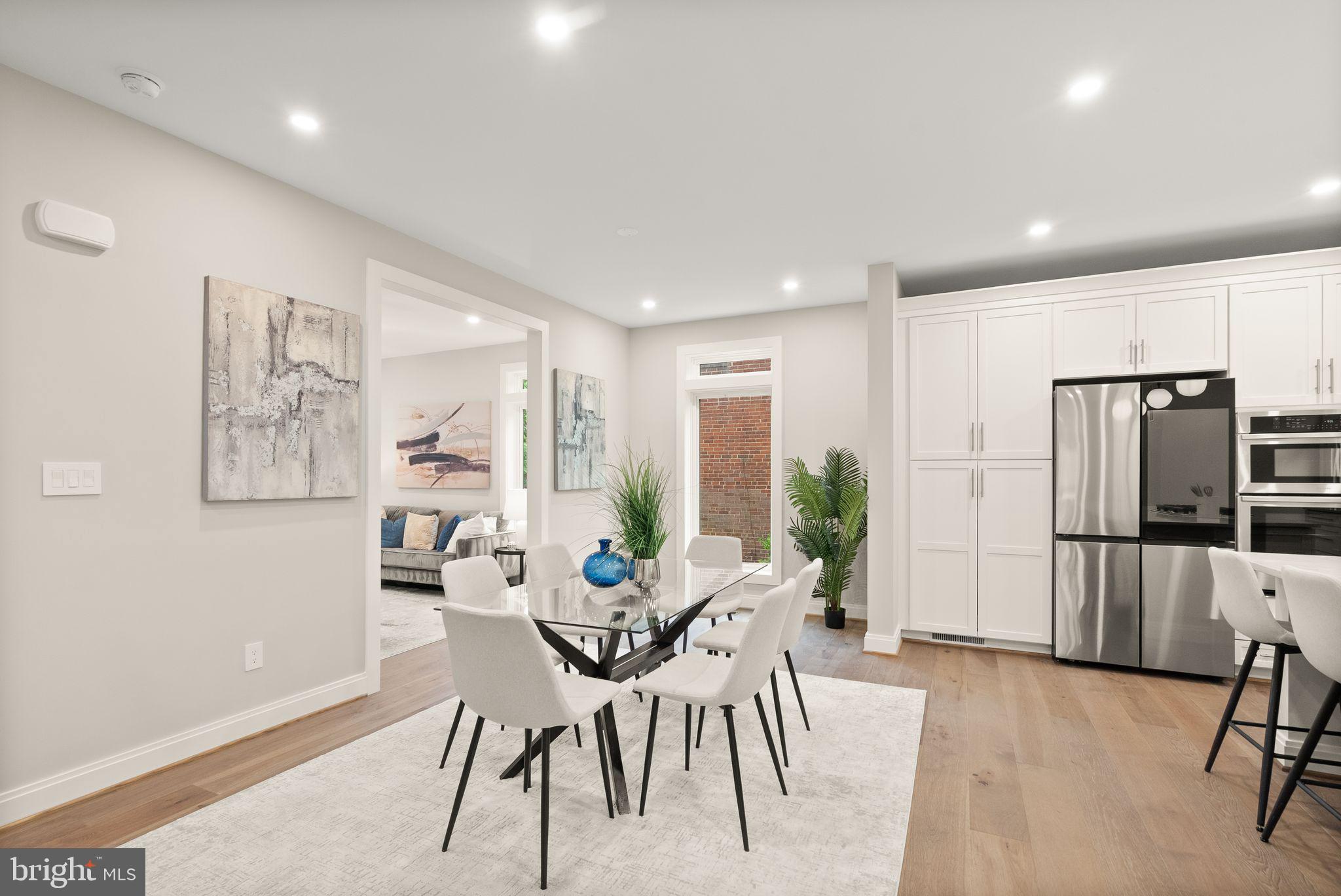 GLENCARLYN - Residential