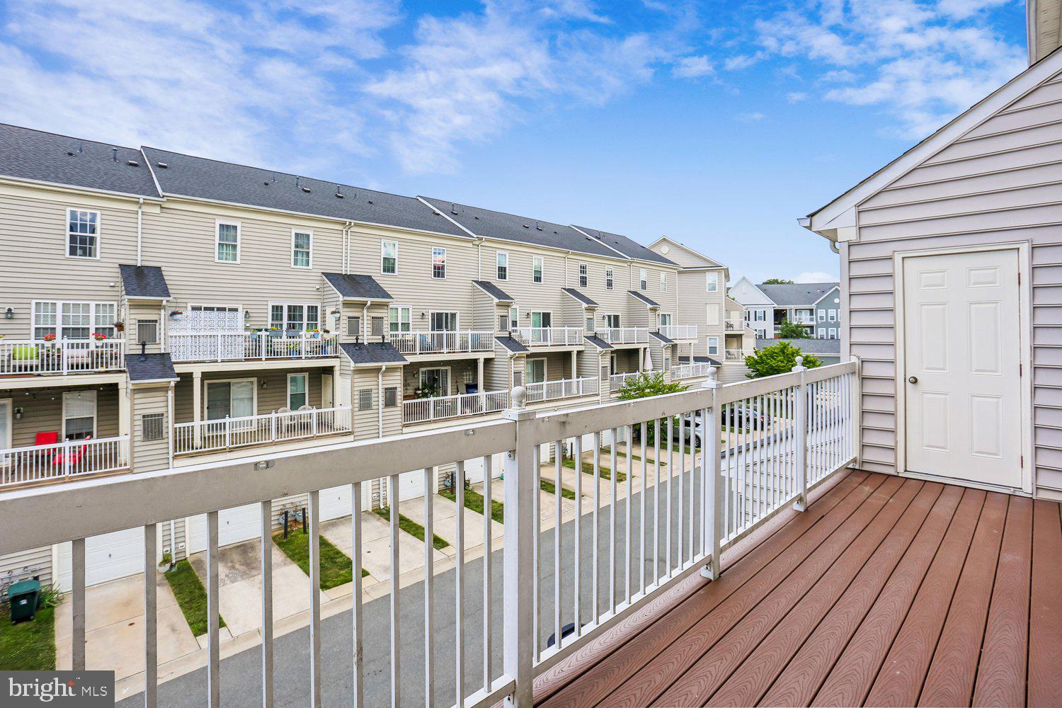 LAKELANDS - Residential