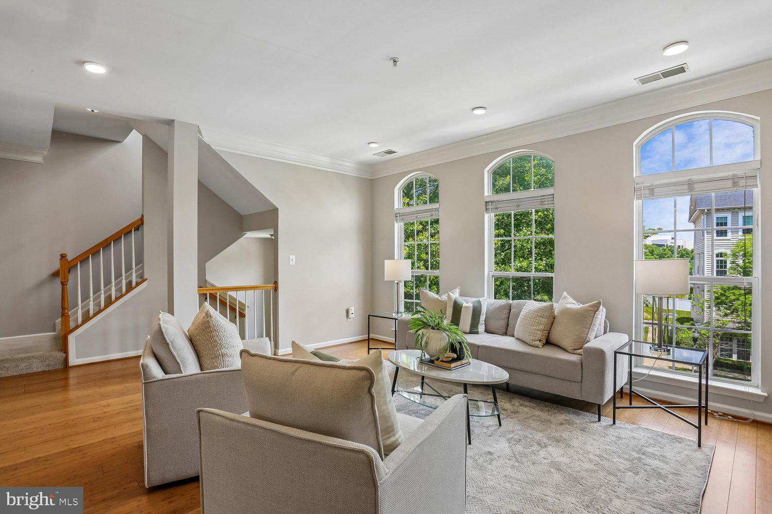 LAKELANDS - Residential