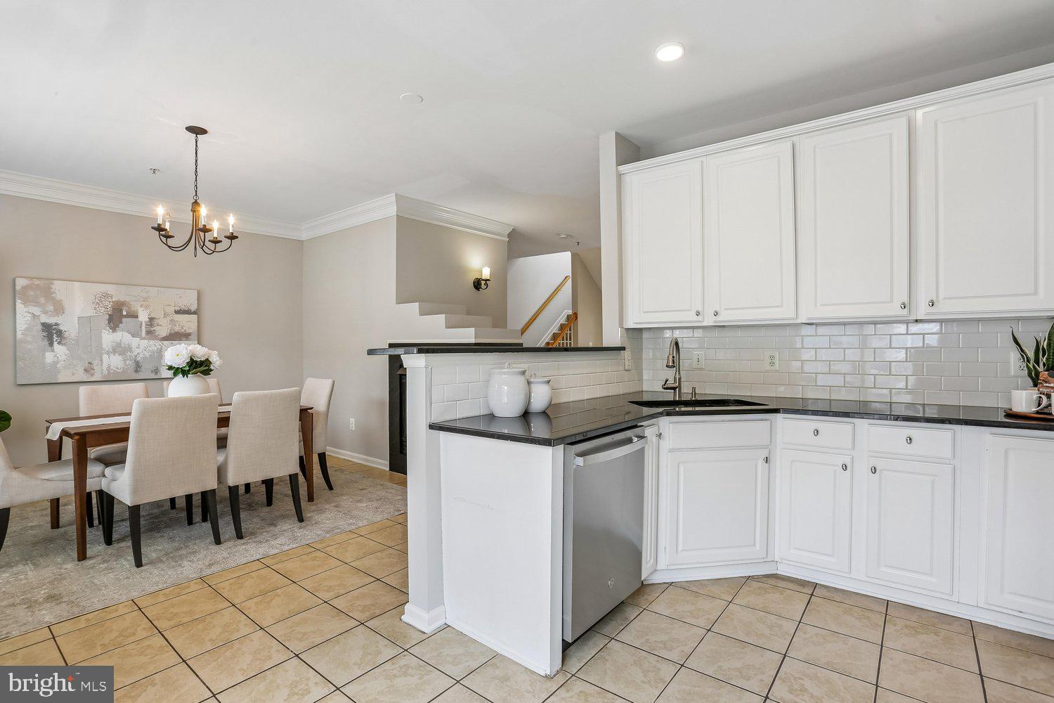LAKELANDS - Residential