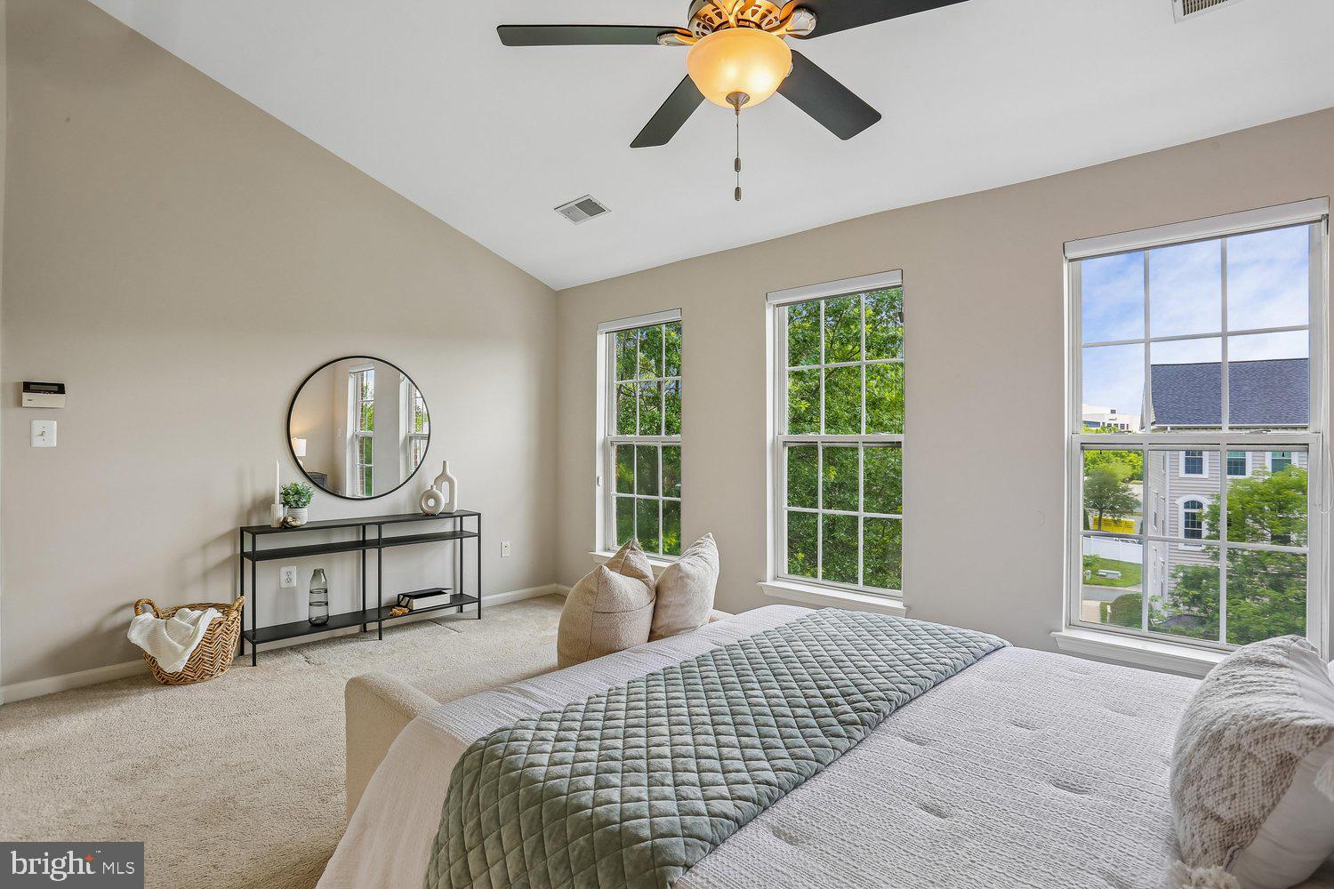 LAKELANDS - Residential
