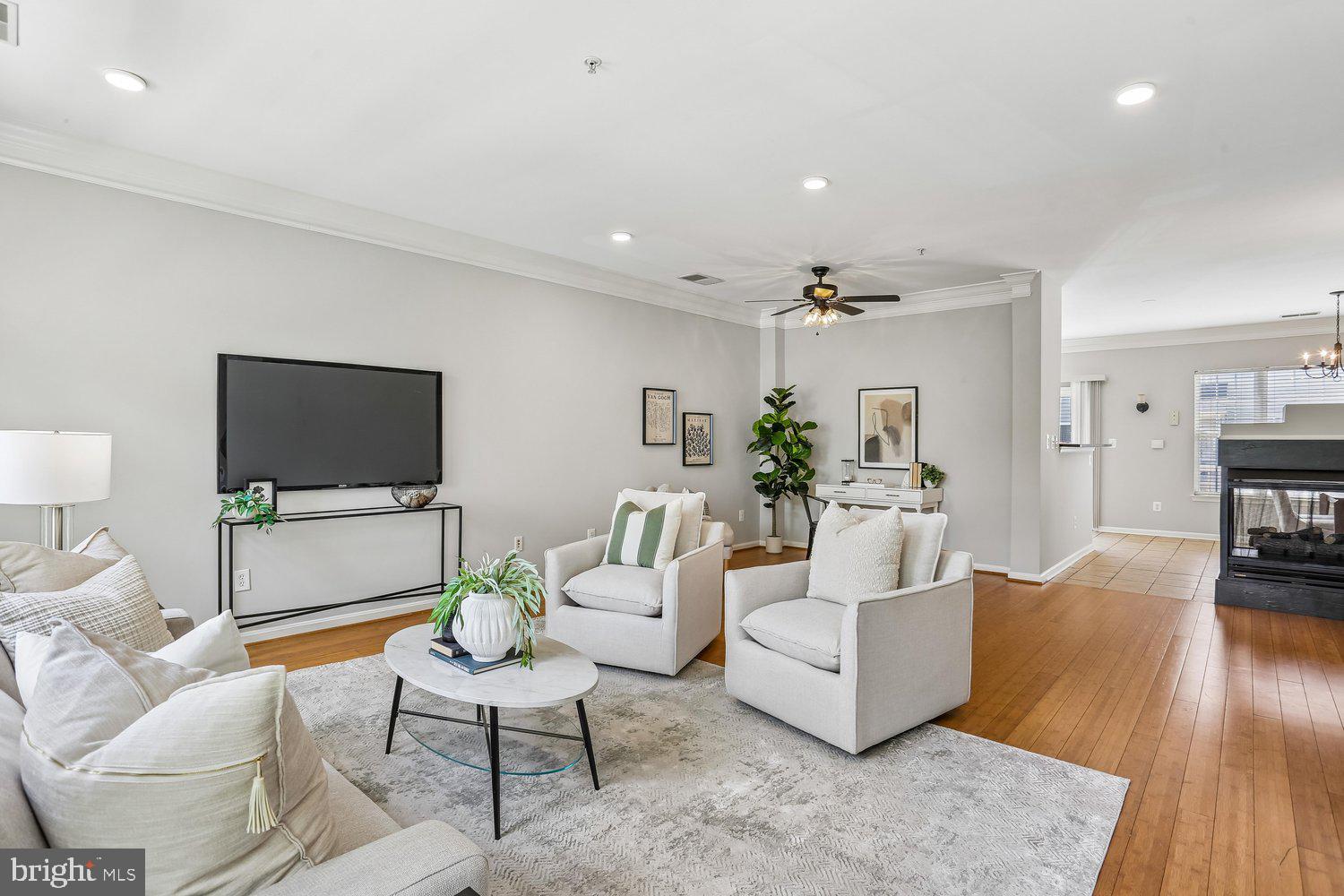 LAKELANDS - Residential
