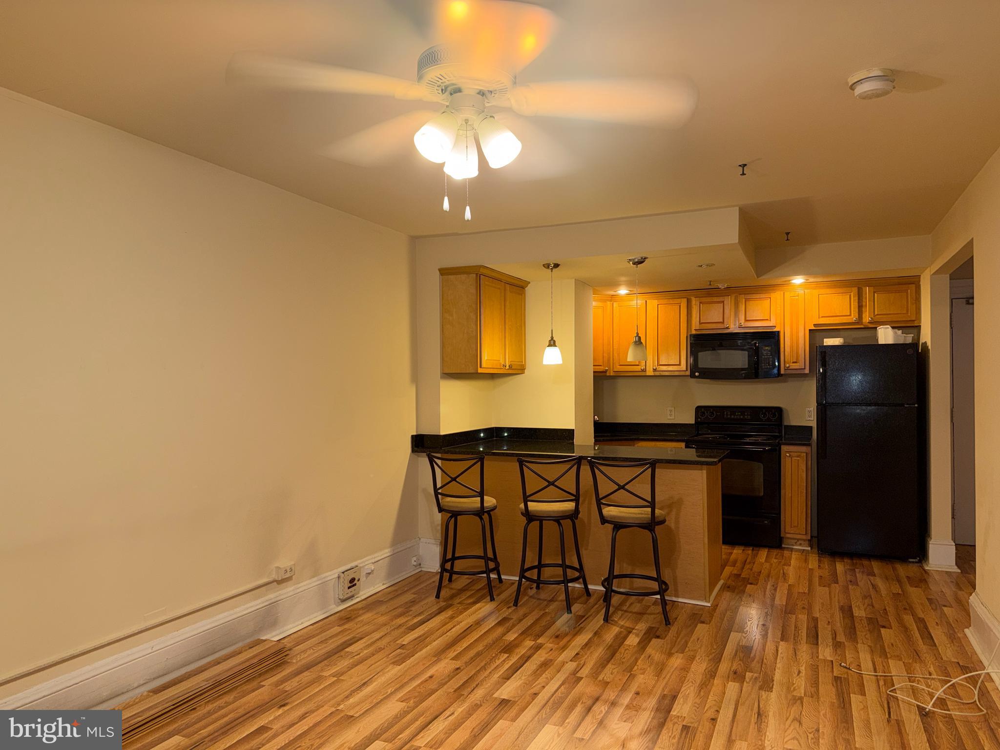 AVENUE OF THE ARTS - Residential