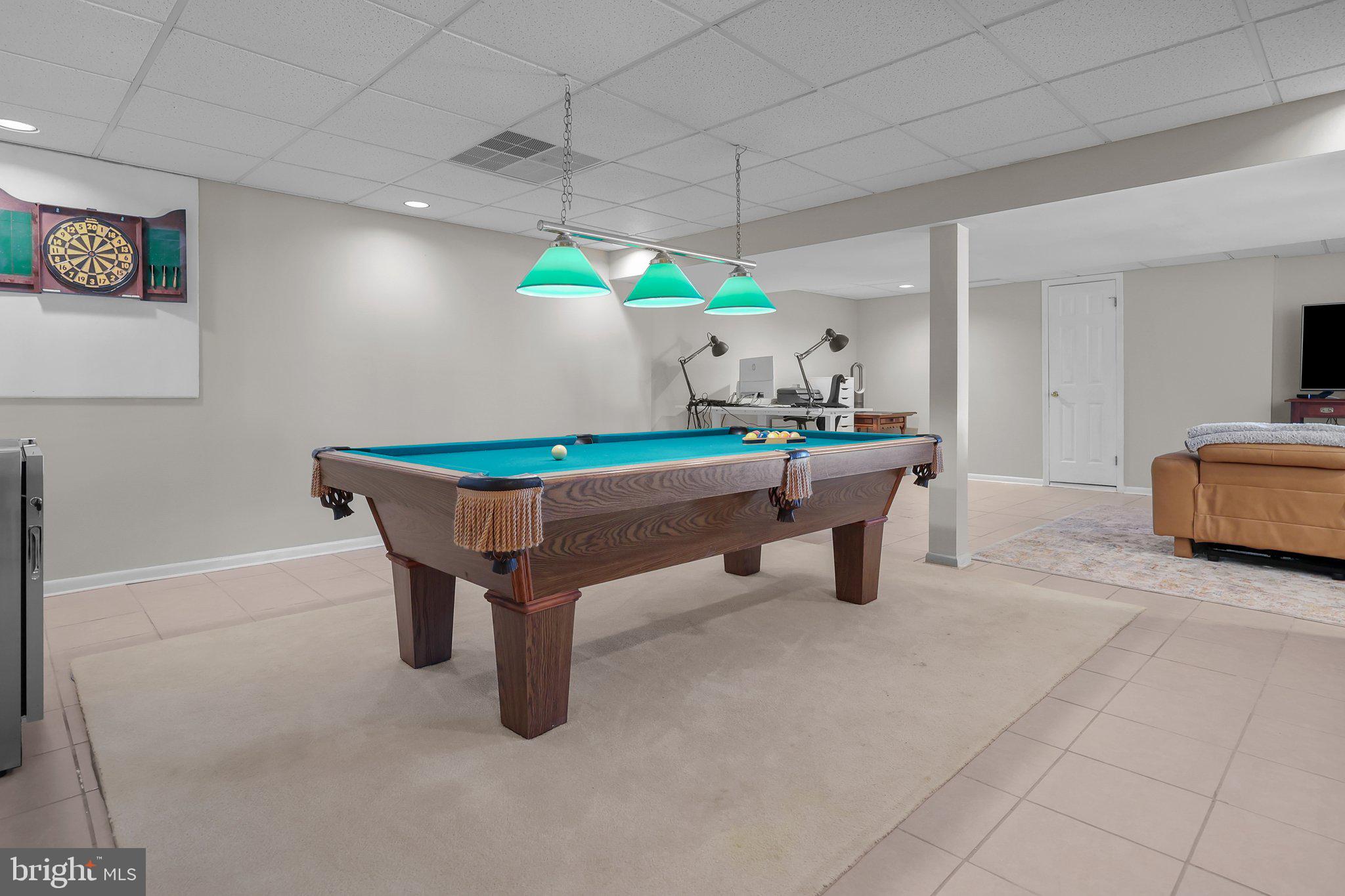 HIDDEN CREEK - Residential