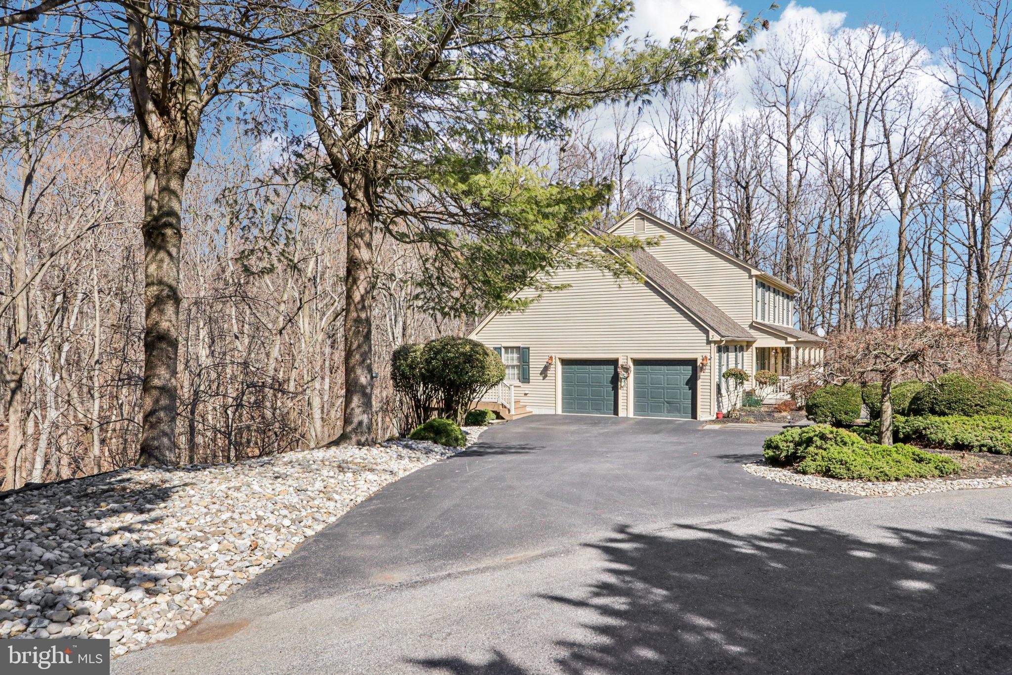 SOMERSET LAKE - Residential