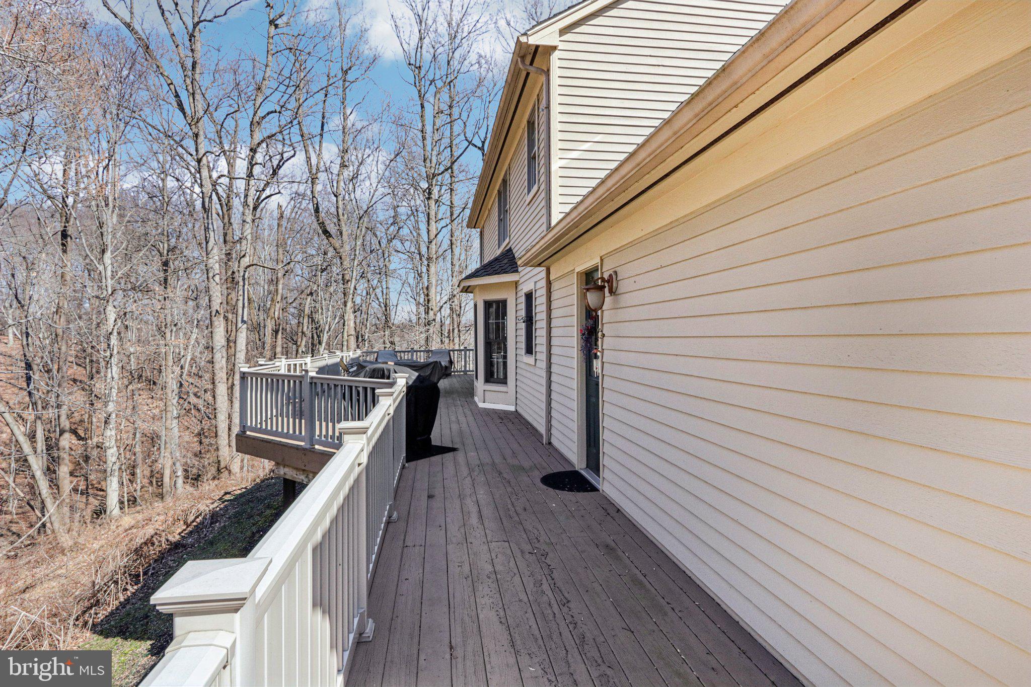 SOMERSET LAKE - Residential