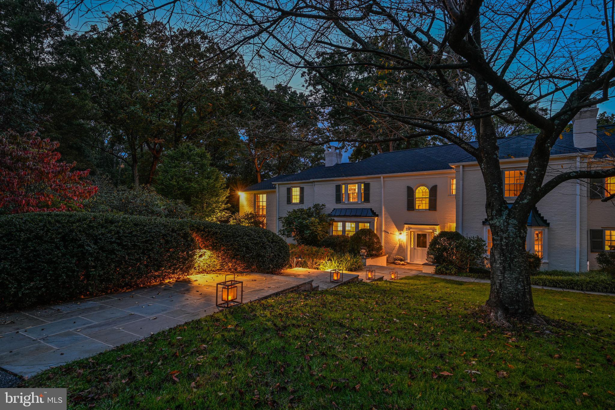 CAVES - Residential