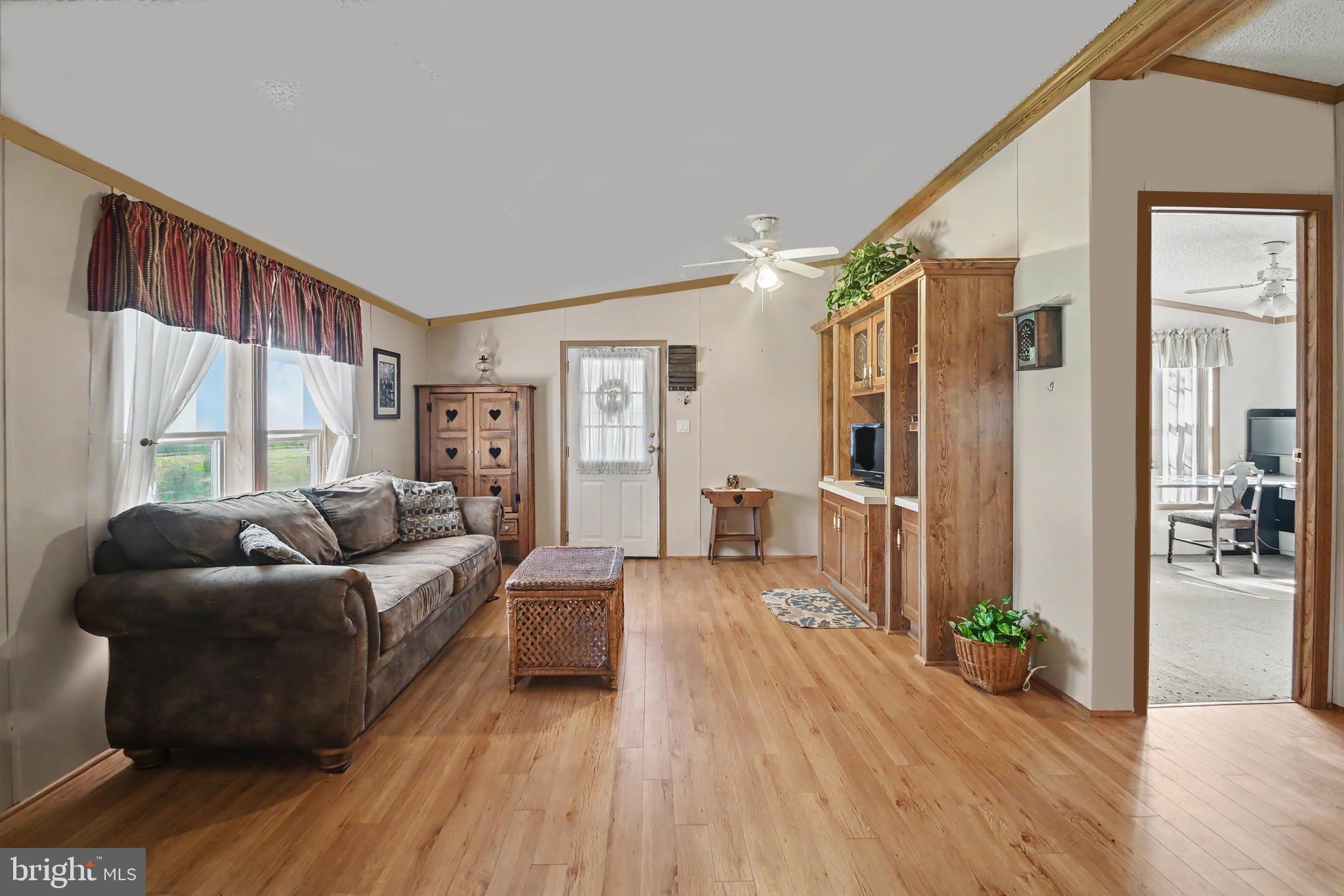 HILLANDALE HOMES - Residential