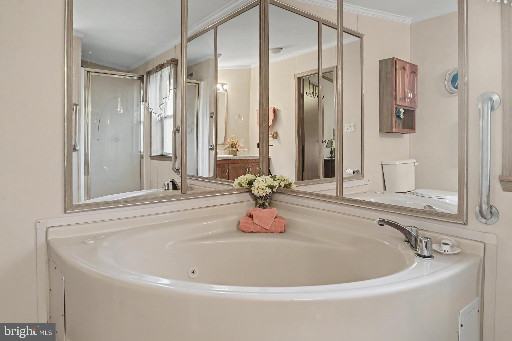 HILLANDALE HOMES - Residential