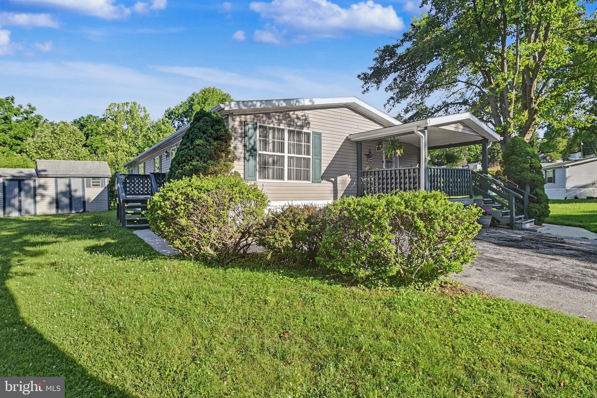HILLANDALE HOMES - Residential