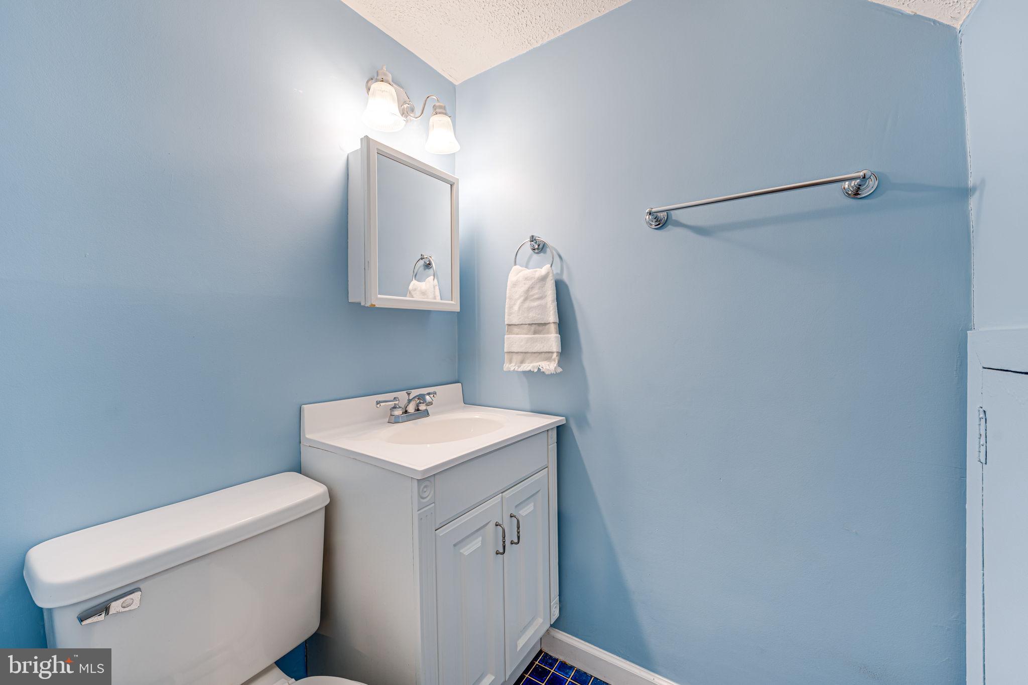 HUNTINGTON - Residential Lease