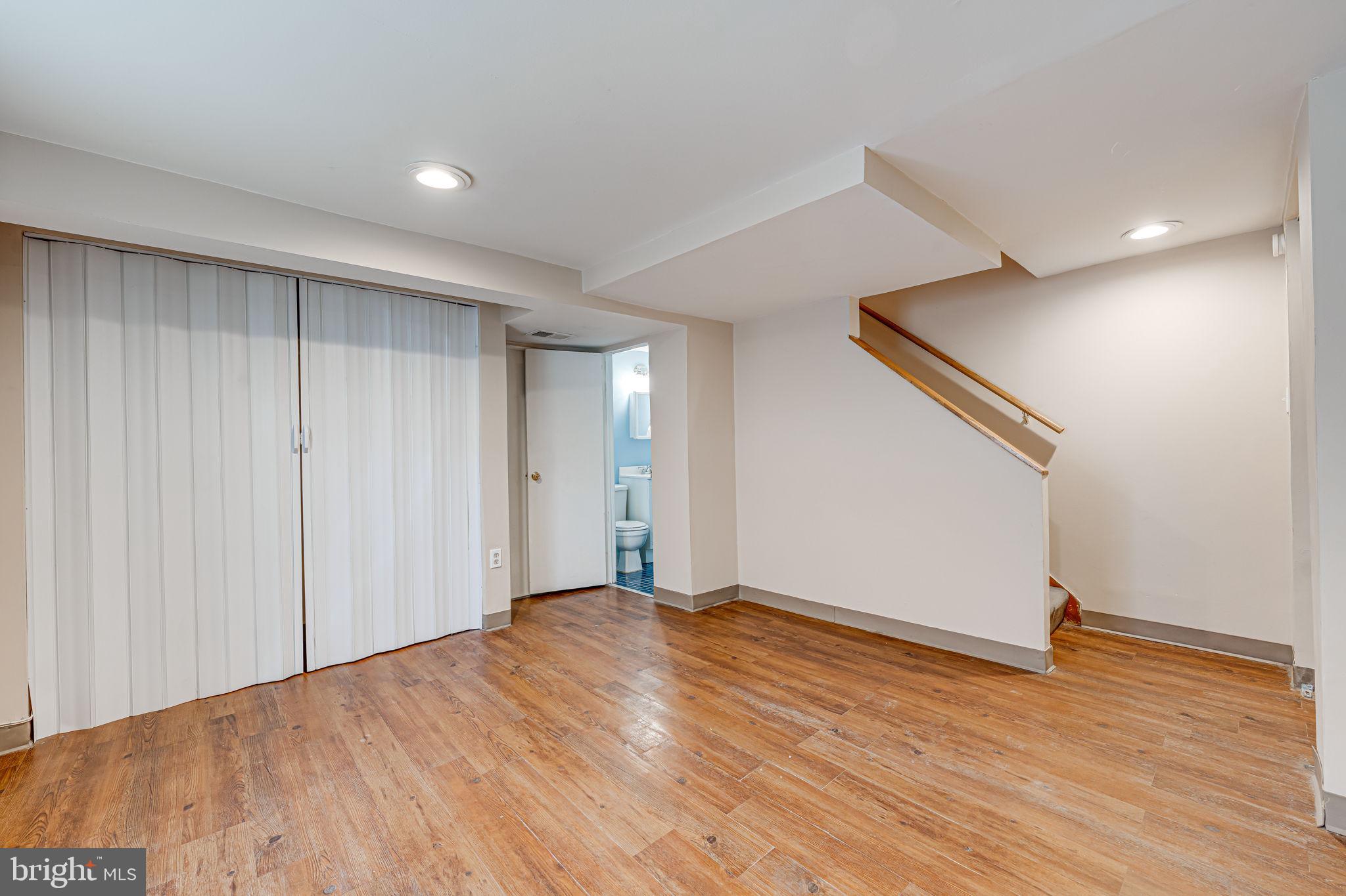 HUNTINGTON - Residential Lease