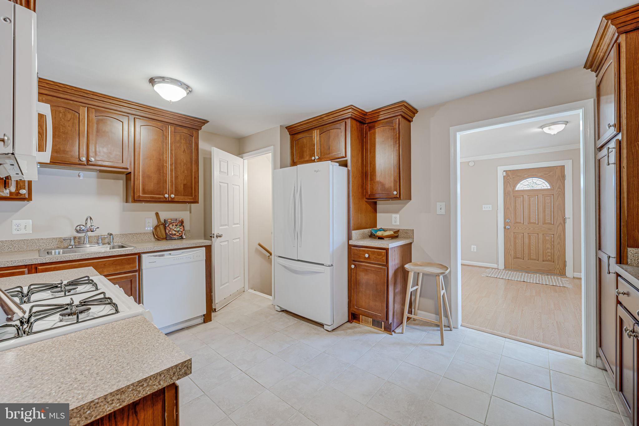 HUNTINGTON - Residential Lease