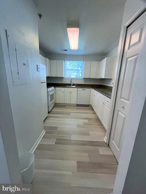 ASHBURN VILLAGE - Residential