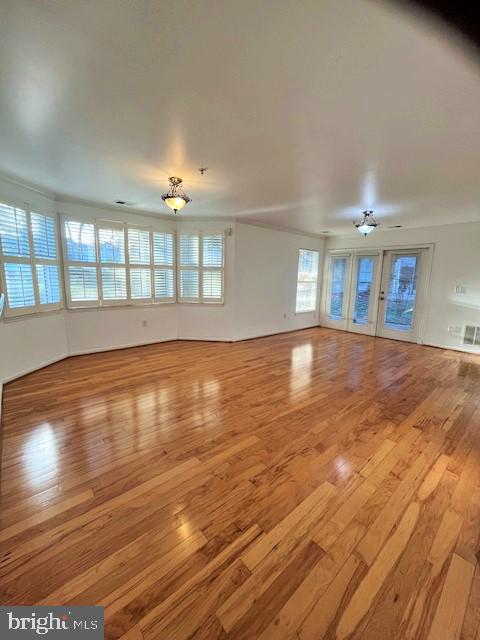 SELLER is willing to assist BUYER with closing costs.  Make an offer!  Welcome to beautiful Lakeshore Condominiums.  Lovely 2 bedroom/2 bath condominium located right in the heart of Ashburn Village. Conveniently located between the Ashburn Village Sports Pavilion, Shopping Center, and Ashburn Village Lakes.  

MANY UPGRADES & RENOVATIONS.  KITCHEN - new dishwasher, new microwave, new flooring.  BATHROOMS - new flooring, new vanity/sink, lighting, hardware & faucets.  PRIMARY BEDROOM - new flooring.  ENTIRE UNIT - freshly painted throughout, professionally deep-cleaned, and new window blinds, exterior door knobs, and light fixtures.  Also comes with an extra storage unit/room.

COMMUNITY - So many amenities.  Residents get free membership to the state-of-the-art 2-level Sports Pavilion fitness center. 4 swimming pools, racquet ball, basketball, tennis courts, multiple jogging/walking trails throughout. Shopping center conveniently located across the street with everything you need. Bus stops nearby. 2 miles from W&OD Bike Trail. 4 miles from Dulles Town C enter & One Loudoun, and less than 10 miles to Dulles Airport.  Quick access to Route 7, Route 28, and Dulles Toll Road. 30 minutes east and you are in the heart of bustling Washington DC . 45 minutes west and you are in wild, wonderful West Virginia.