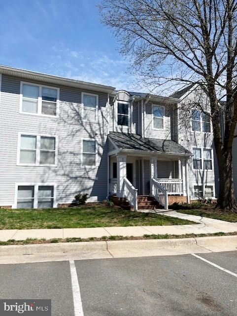ASHBURN VILLAGE - Residential