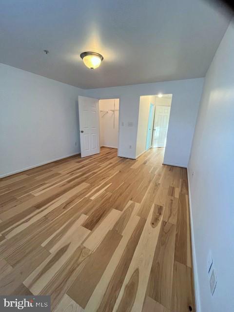 ASHBURN VILLAGE - Residential