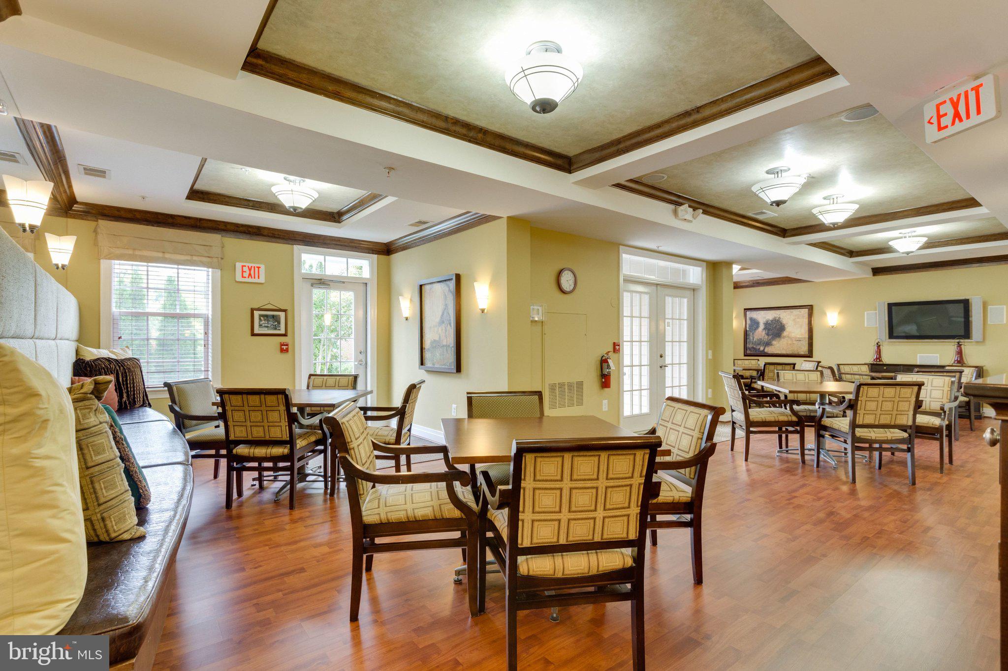 HIDDENBROOK - Residential