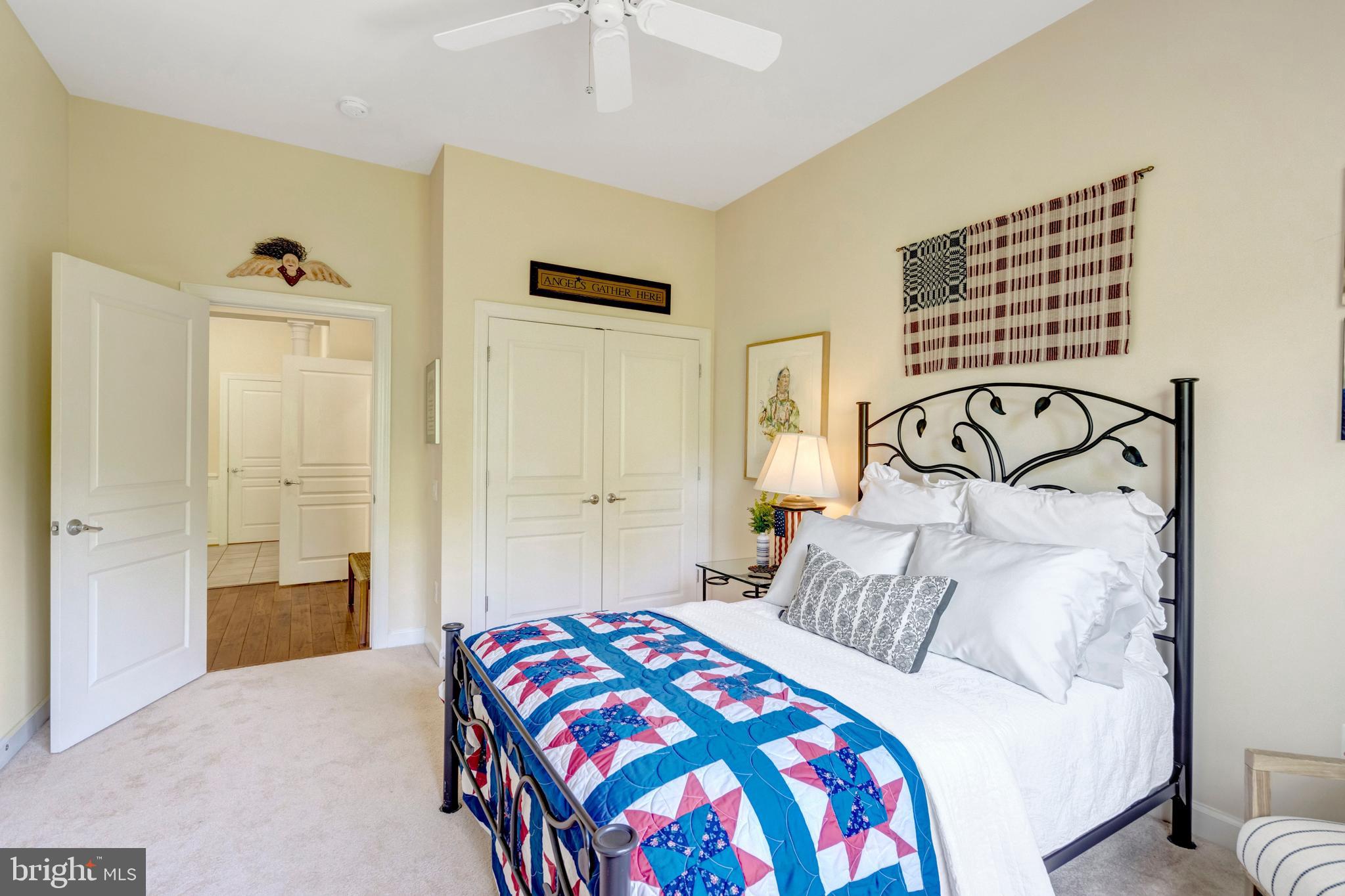 HIDDENBROOK - Residential