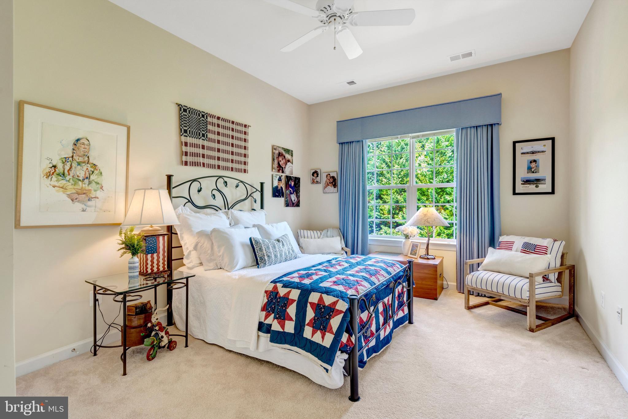 HIDDENBROOK - Residential