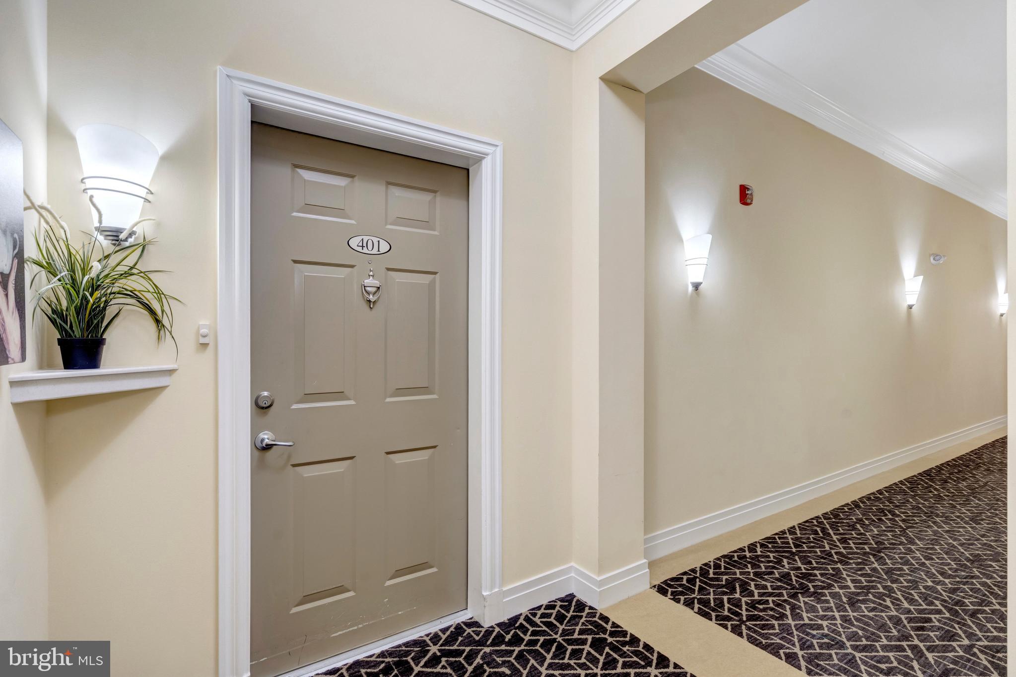 HIDDENBROOK - Residential