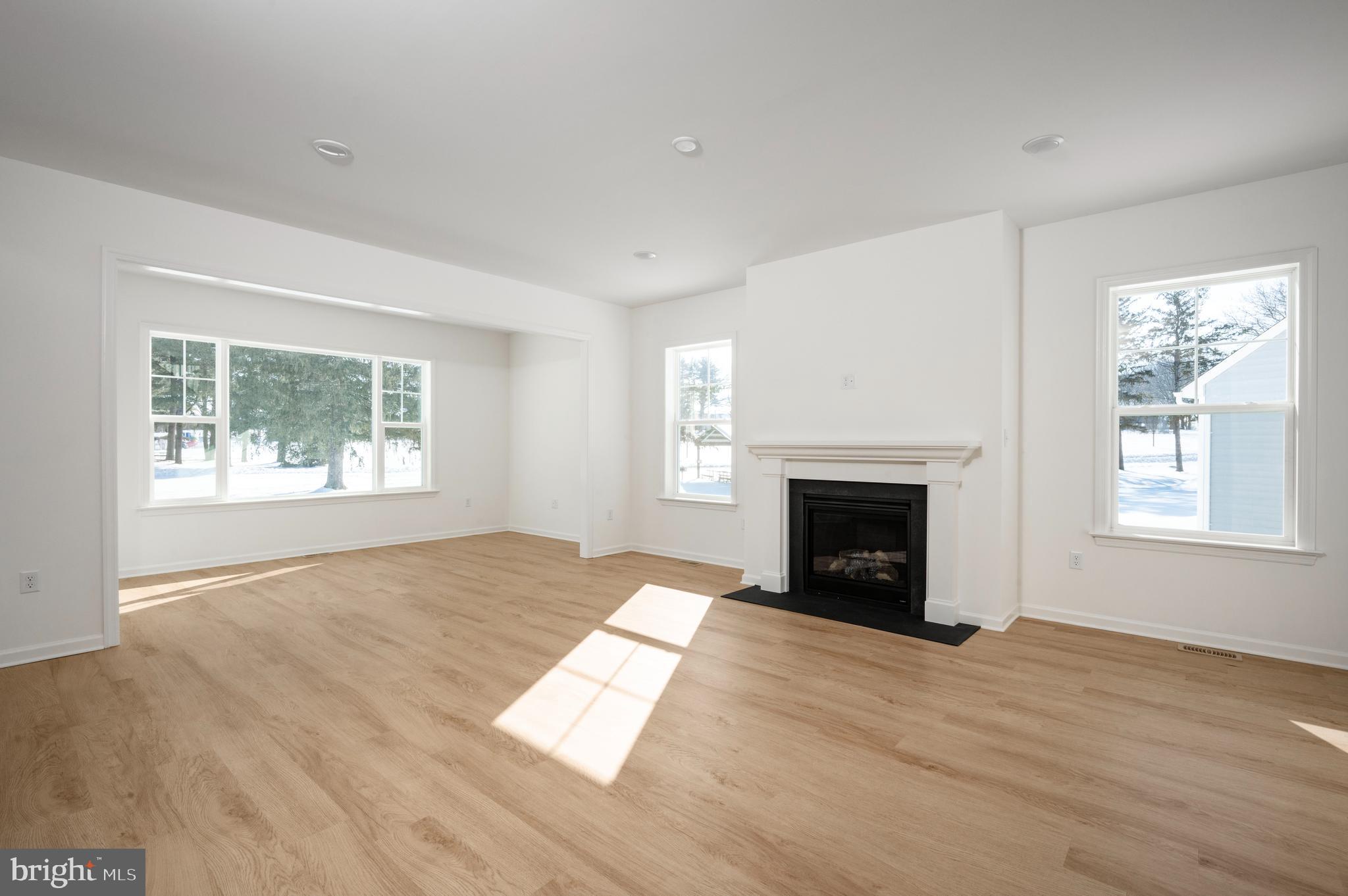 PARKSIDE - Residential