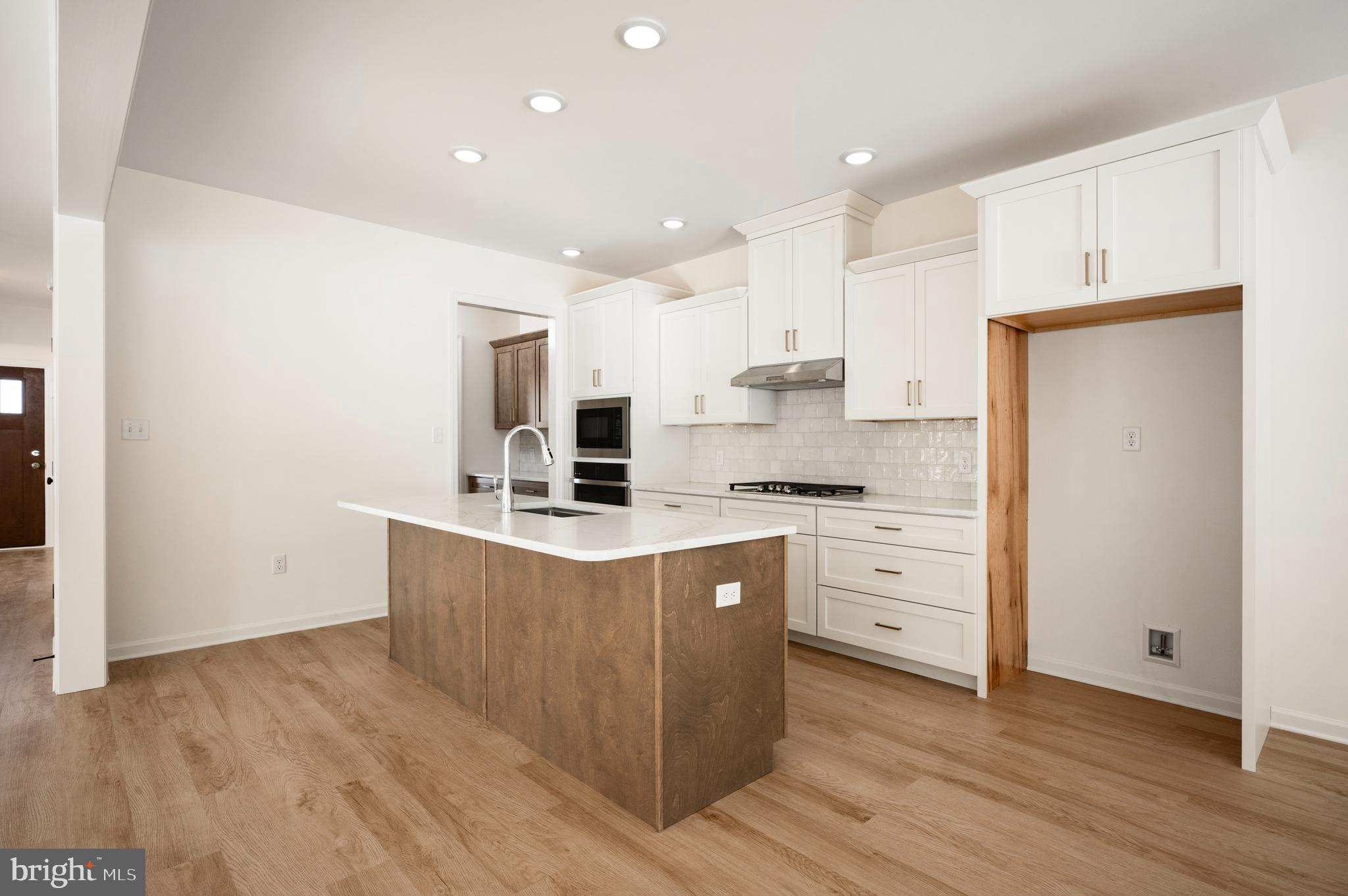 PARKSIDE - Residential