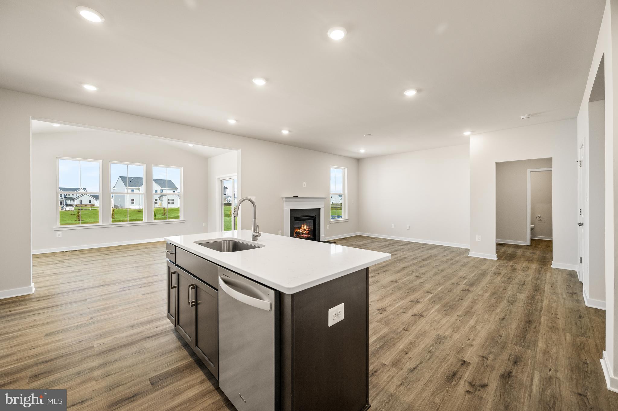 COLONY AT SUMMIT BRIDGE EAST - Residential
