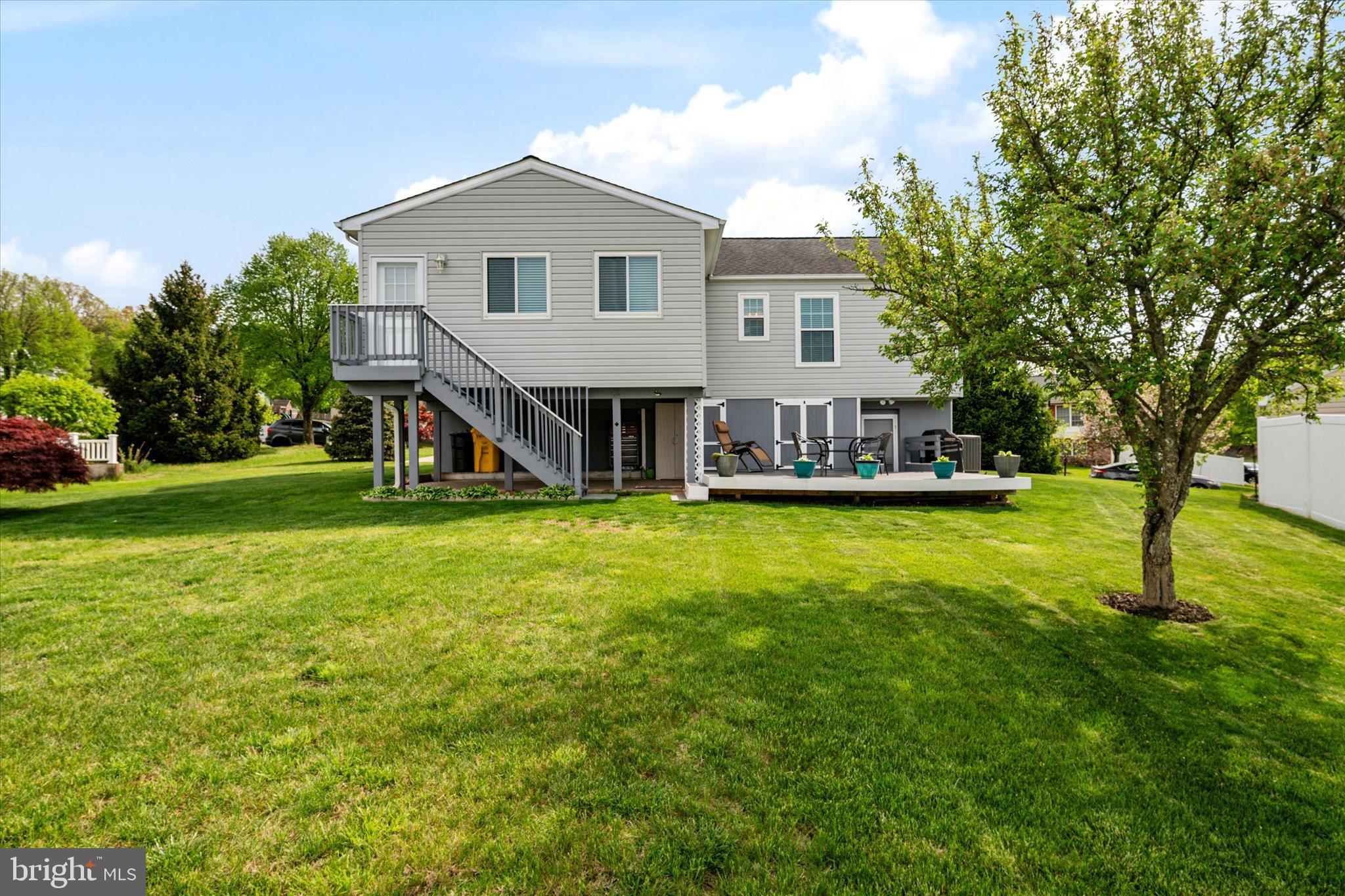 GARLAND - Residential