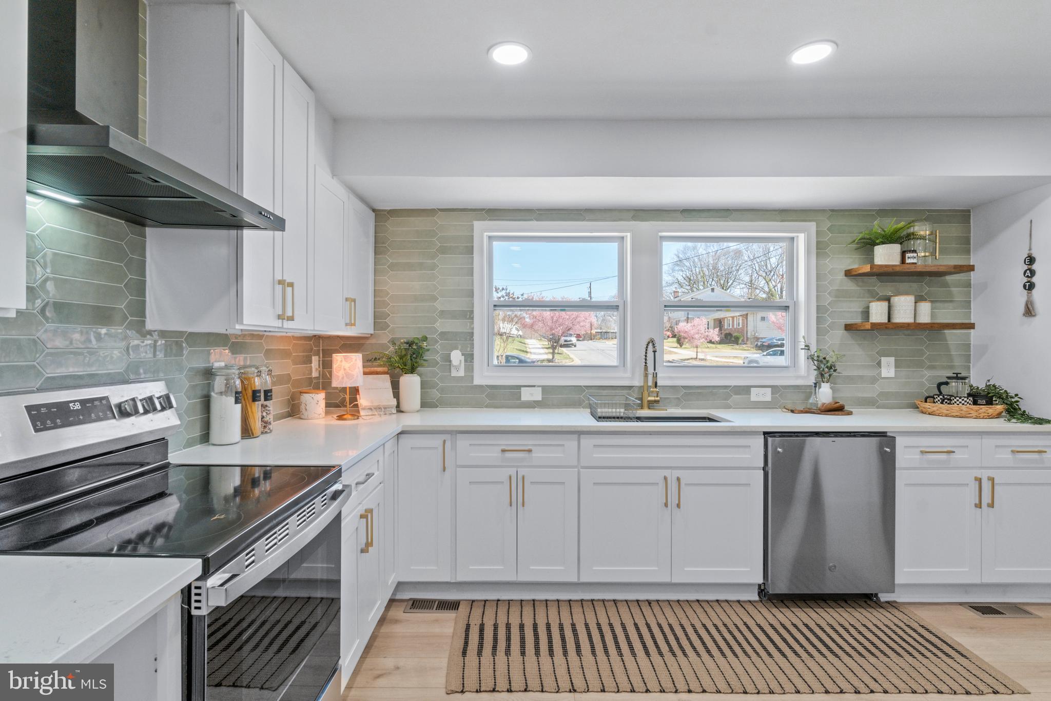 ADELPHI - Residential