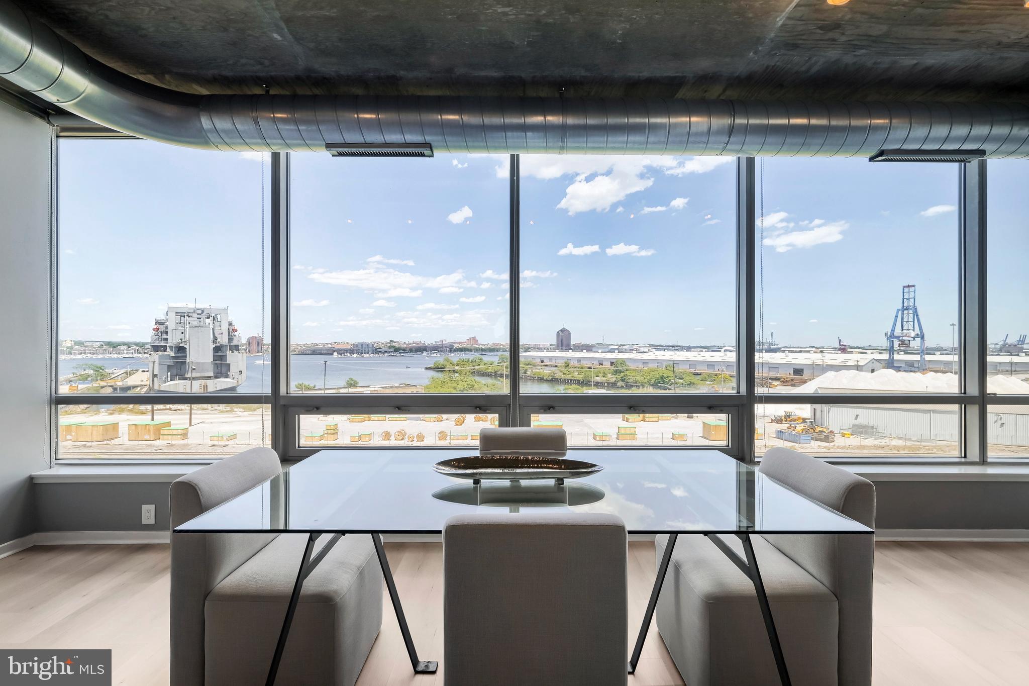 LOCUST POINT - Residential