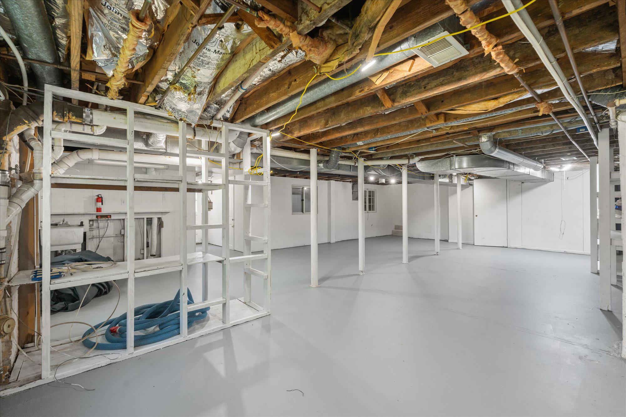 FIVE OAKS - Residential