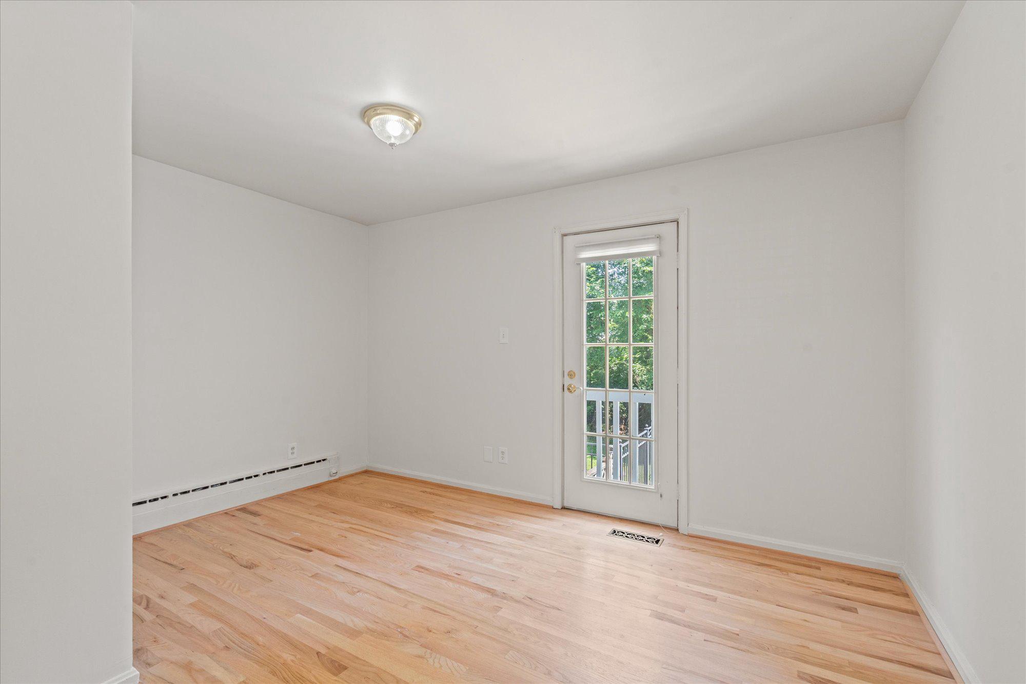 FIVE OAKS - Residential
