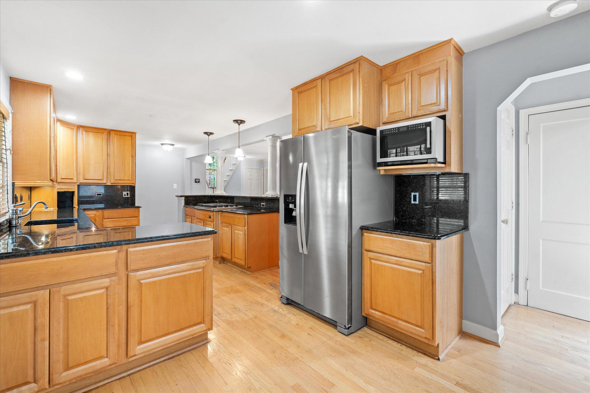 FIVE OAKS - Residential
