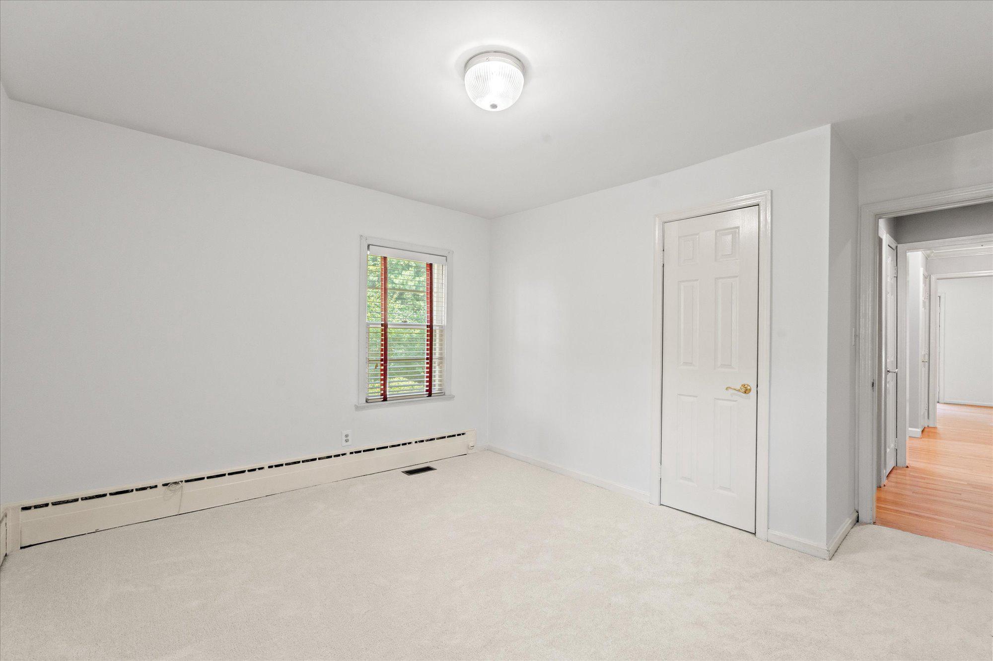 FIVE OAKS - Residential