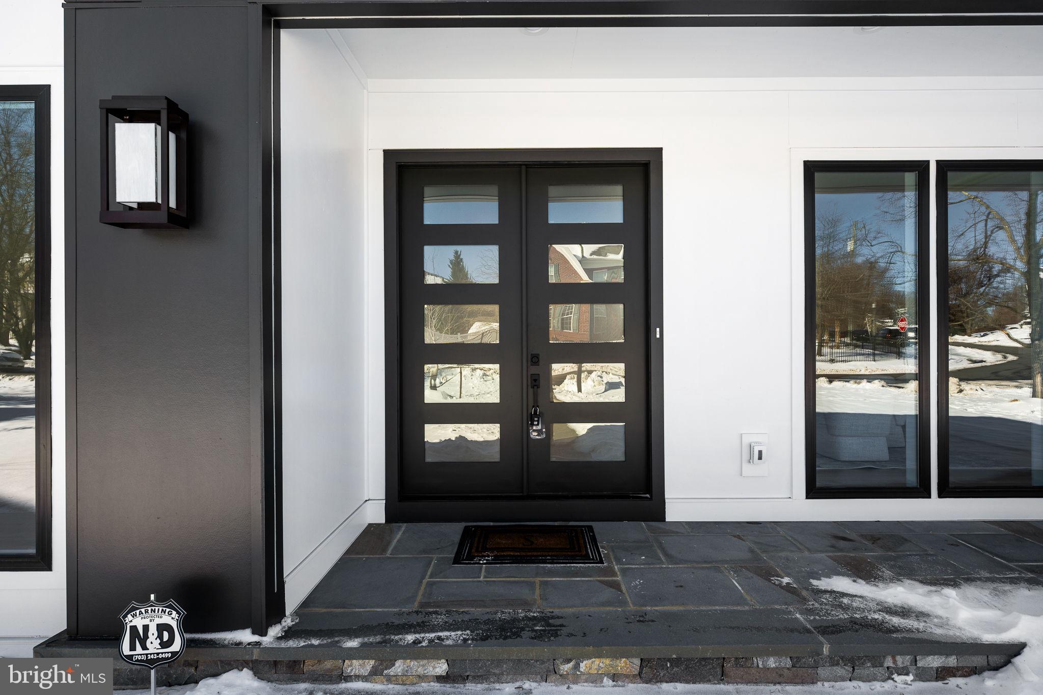CHURCHILL SQUARE - Residential
