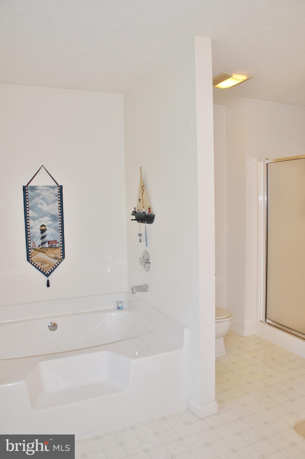 ICE HOUSE ESTATES - Residential