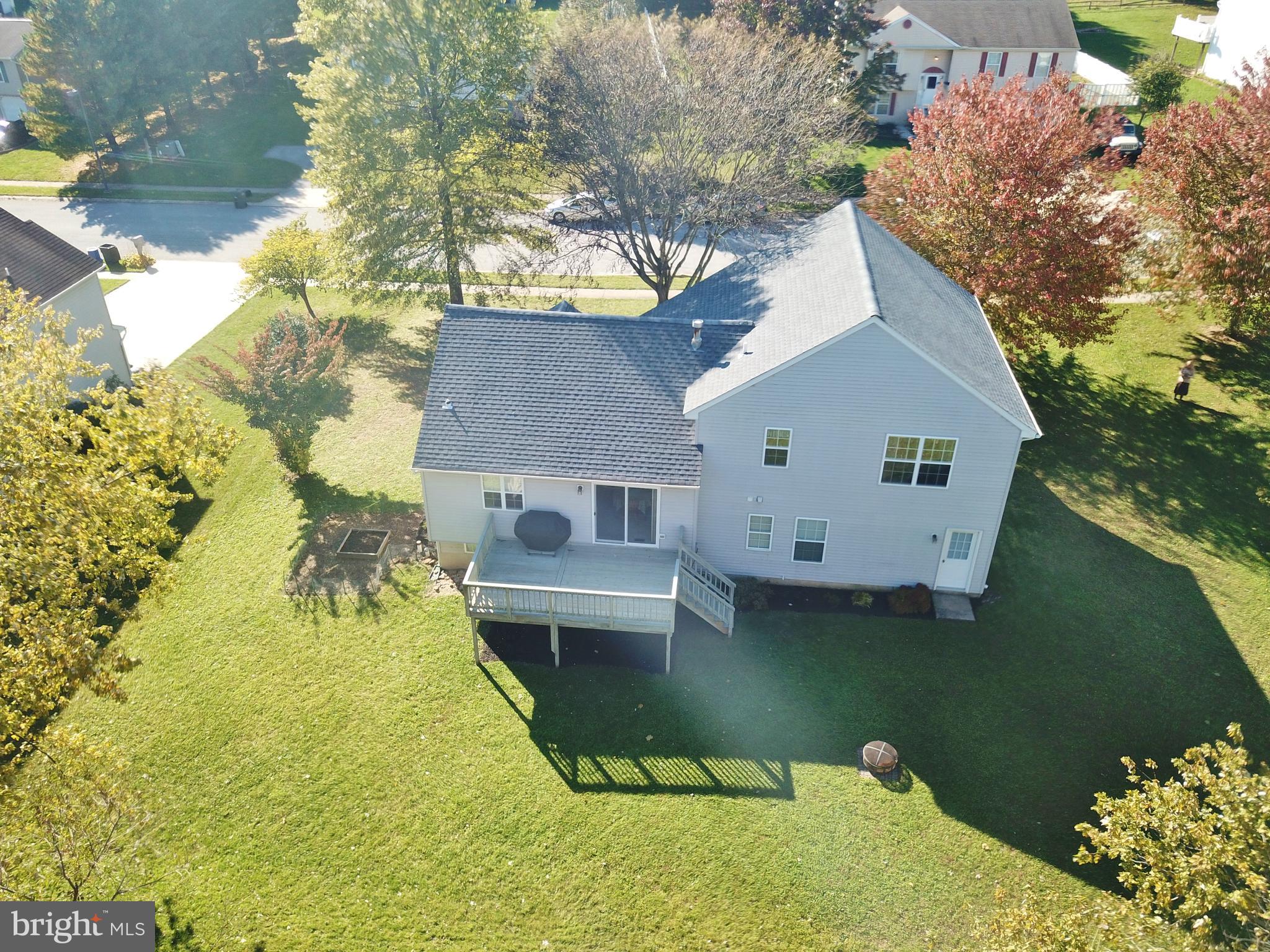 ICE HOUSE ESTATES - Residential