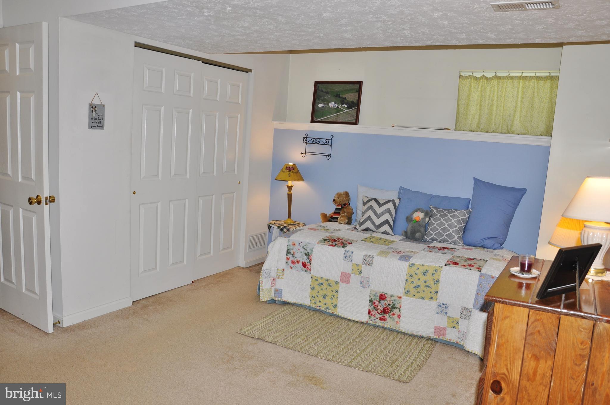 ICE HOUSE ESTATES - Residential