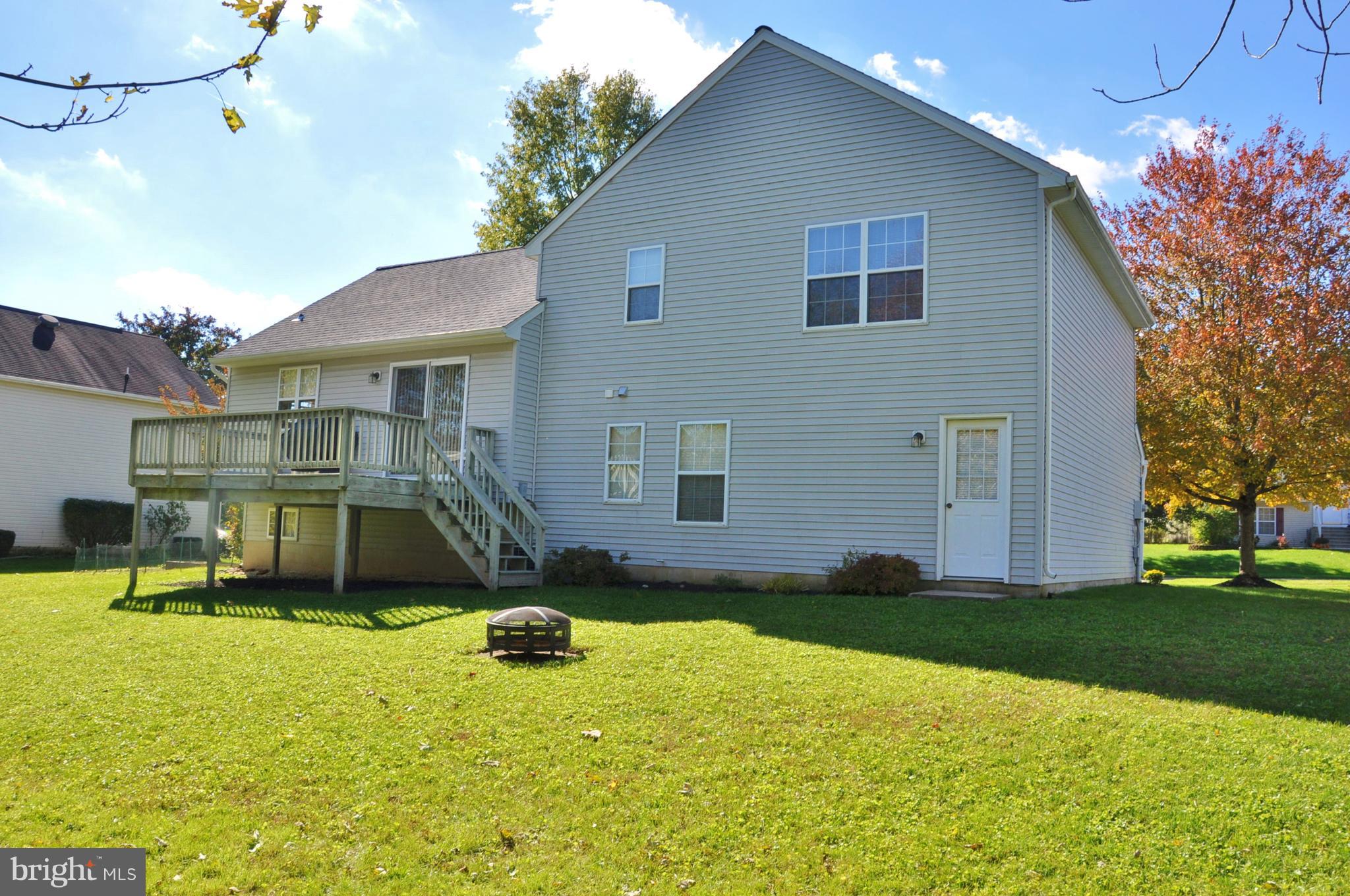ICE HOUSE ESTATES - Residential