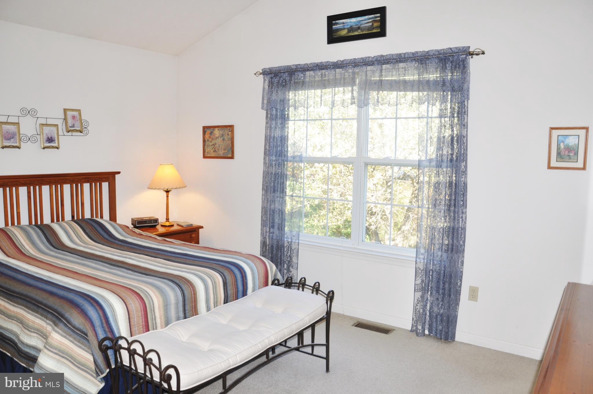 ICE HOUSE ESTATES - Residential